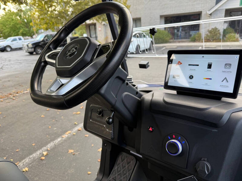 2025 Denago Rover XL