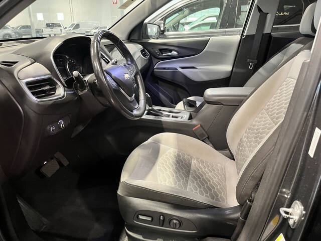 Used 2019 Chevrolet Equinox 2FL with VIN 2GNAXJEV1K6249449 for sale in Peoria, AZ