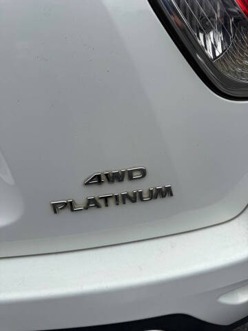 2013 Nissan Pathfinder Platinum