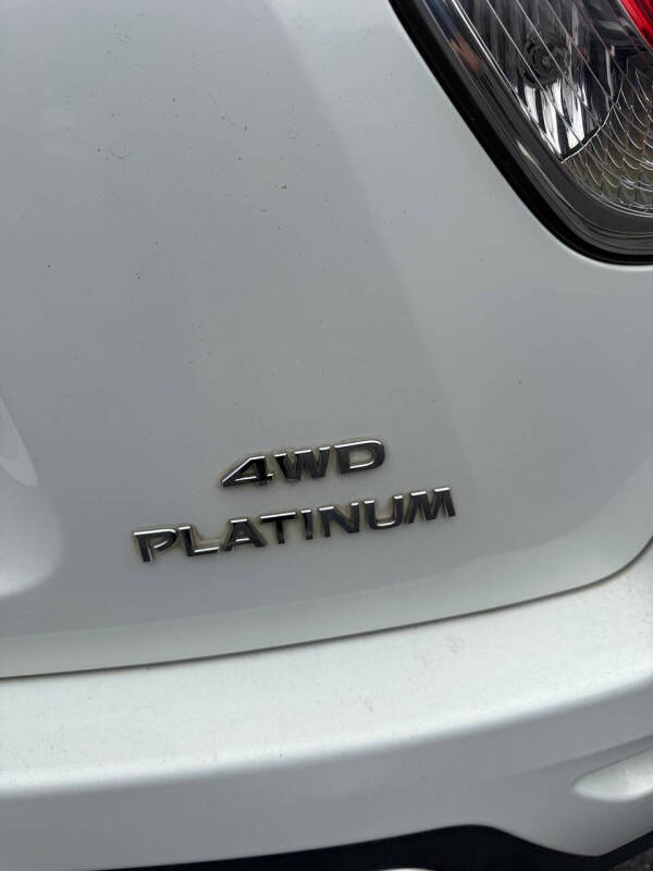 2013 Nissan Pathfinder Platinum