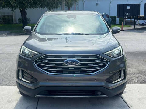 2022 Ford Edge Titanium