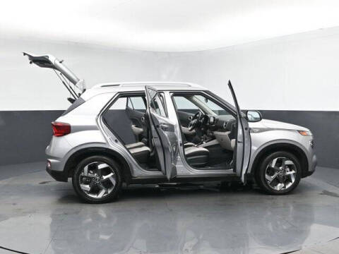 2023 Hyundai Venue SEL