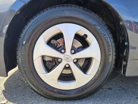 2015 Toyota Prius Two