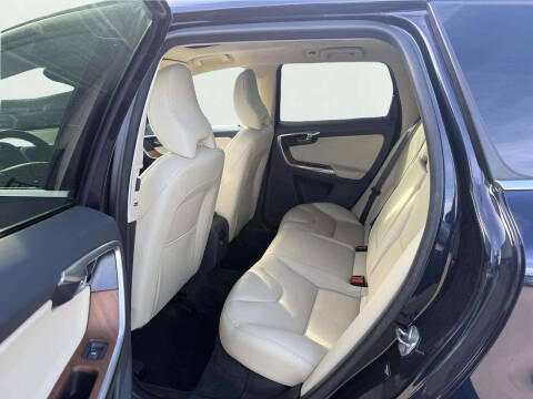 2017 Volvo XC60 T6 Inscription