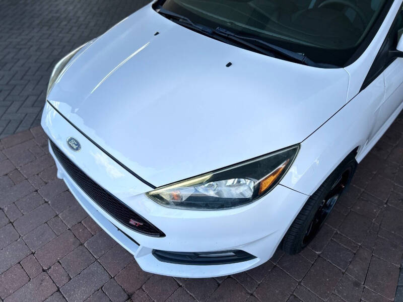 2017 Ford Focus ST