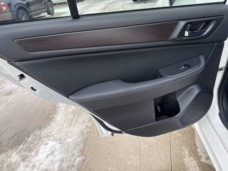 2017 Subaru Legacy 2.5i Limited