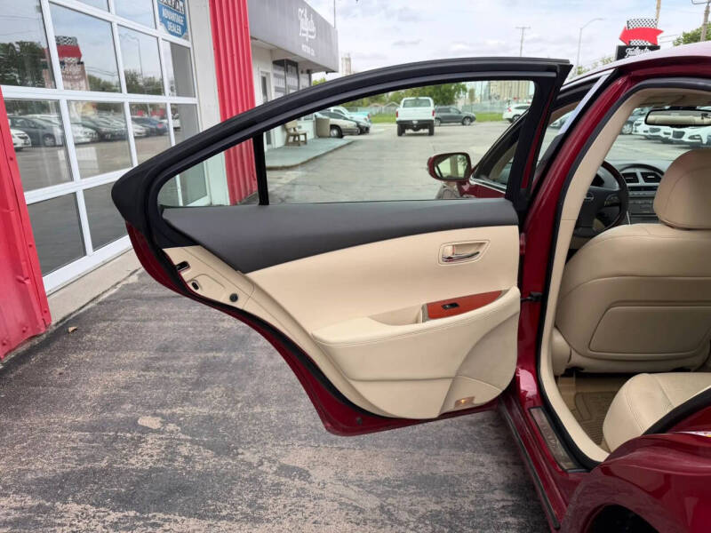2011 Lexus ES 350