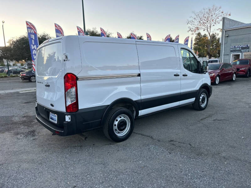 2024 Ford Transit 150