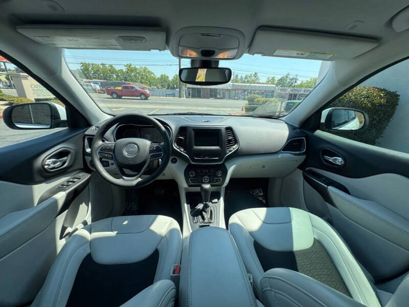 2020 Jeep Cherokee Latitude Plus