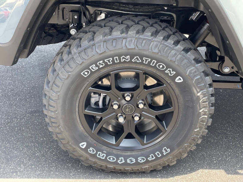 2025 Jeep Gladiator Willys