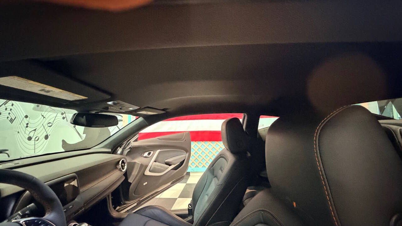 2017 Chevrolet Camaro 42