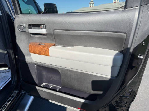 2013 Toyota Tundra Platinum