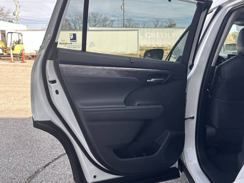 2026 Toyota Highlander Limited