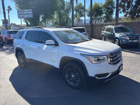 2017 GMC Acadia SLT-1
