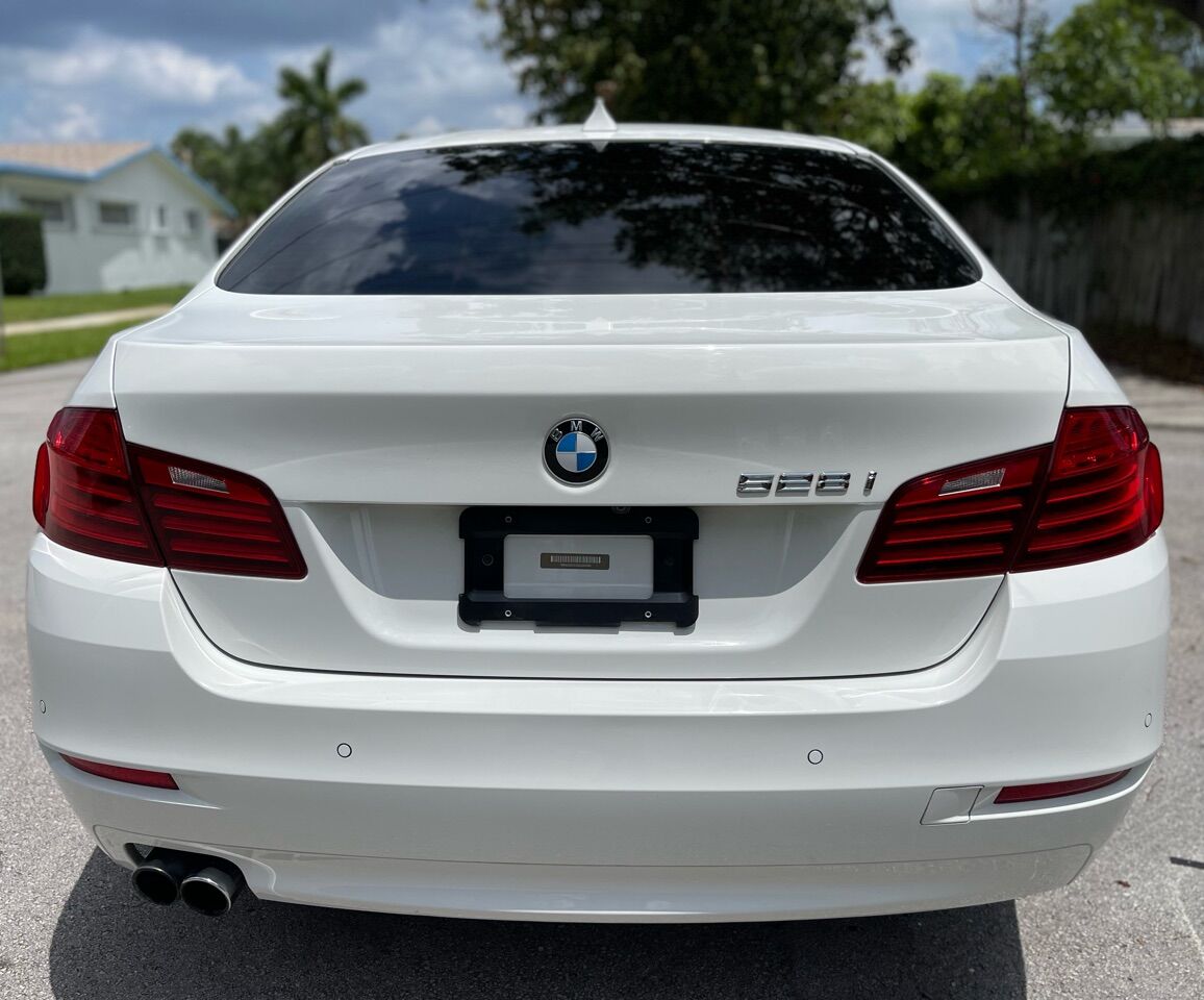 2016 BMW 5 Series  - $16,005