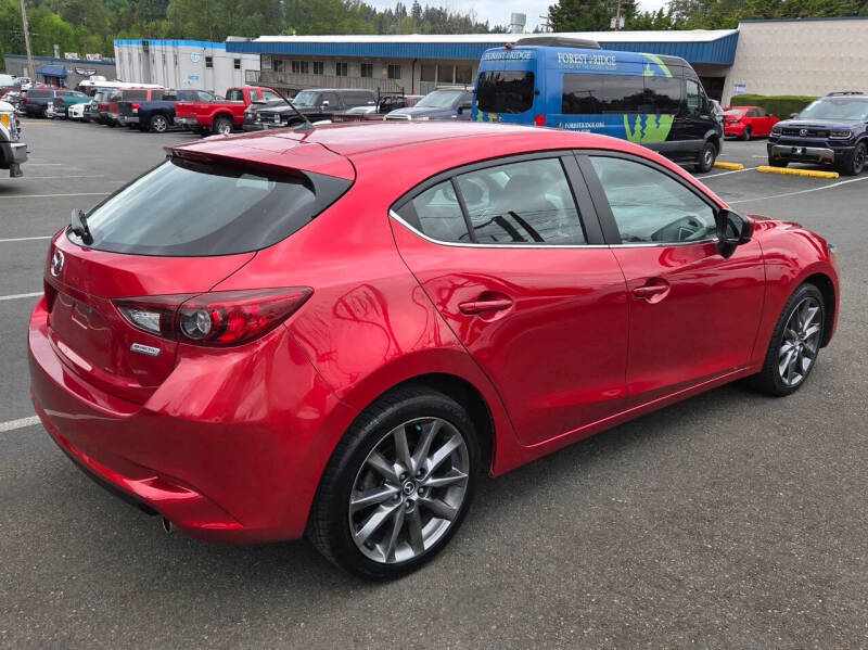 2018 Mazda MAZDA3 Touring