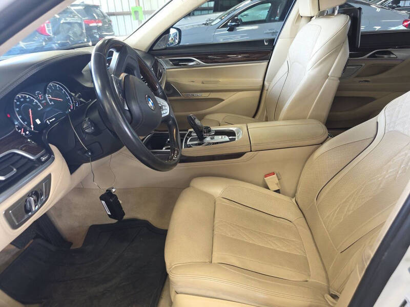 2017 BMW 7 Series 750i