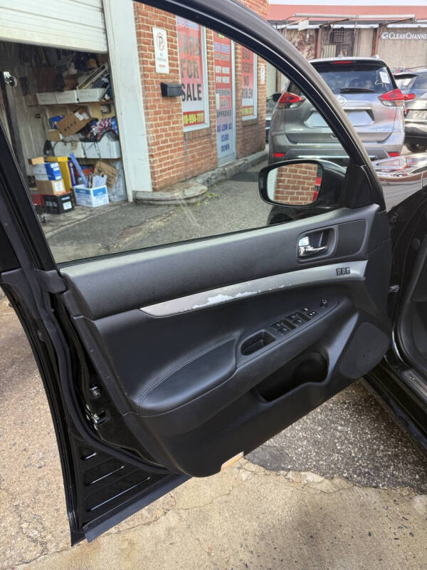 2011 Infiniti G37 Sedan x