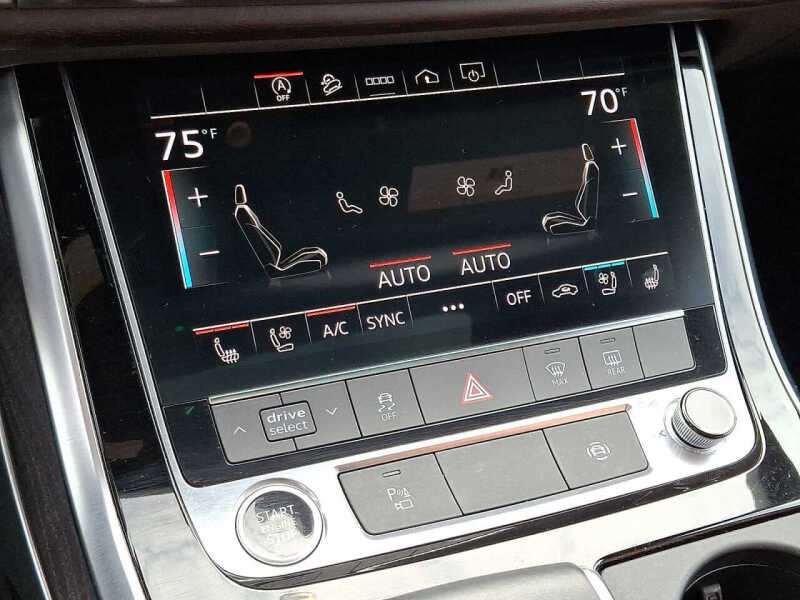 2021 Audi Q8 quattro Premium Plus 55 TFSI