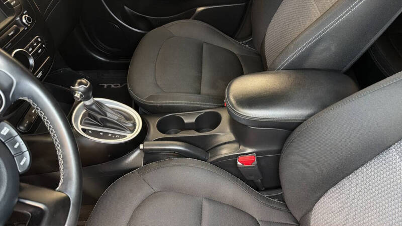 2017 Kia Soul +