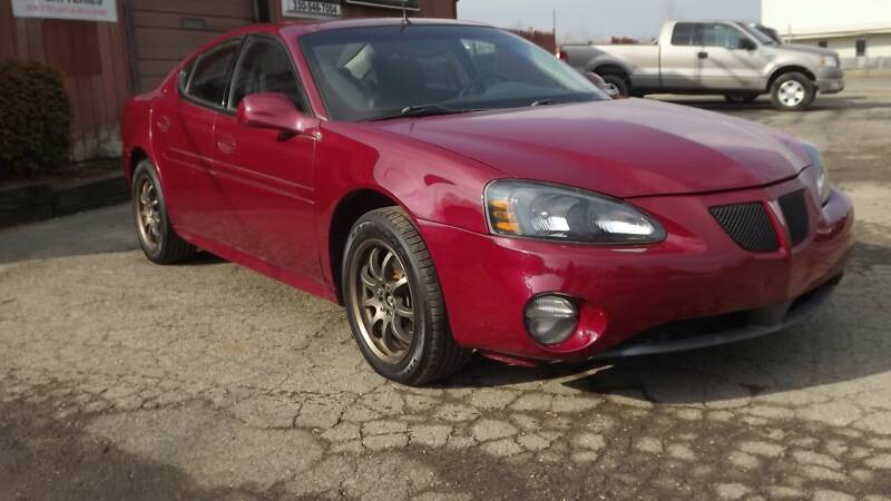 2004 Pontiac Grand Prix for sale at JEFF MILLENNIUM USED CARS in Canton OH