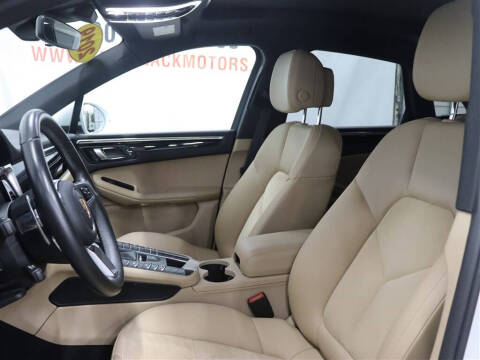 2019 Porsche Macan