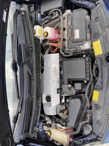 2013 Toyota Prius Two