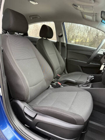 2019 Hyundai Accent SE