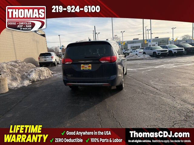 2017 Chrysler Pacifica Touring-L Plus