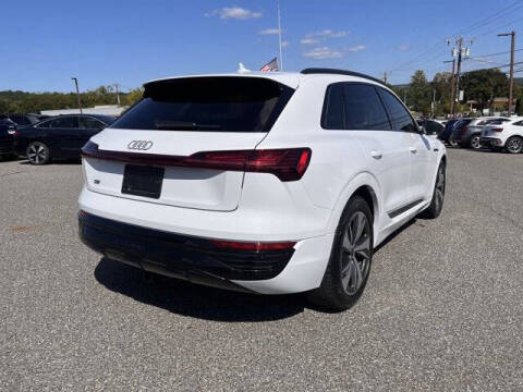 2024 Audi Q8 e-tron quattro Premium