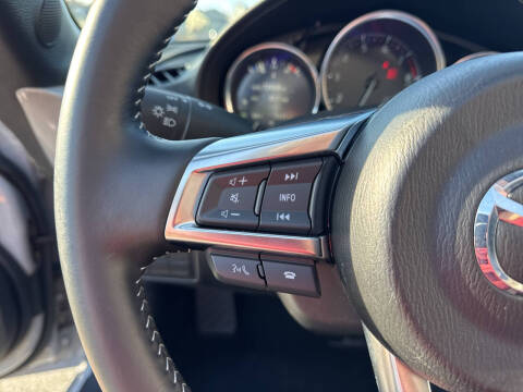 2024 Mazda MX-5 Miata Club