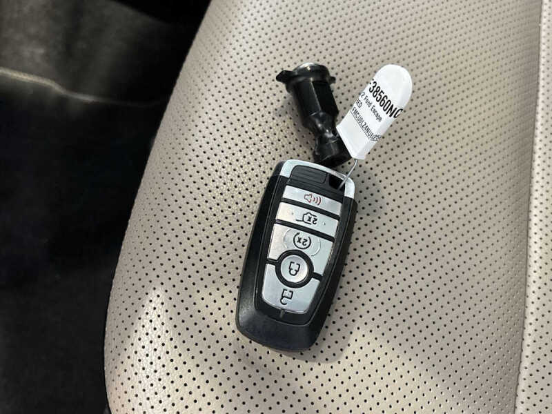 2022 Ford Escape Plug-In Hybrid Titanium