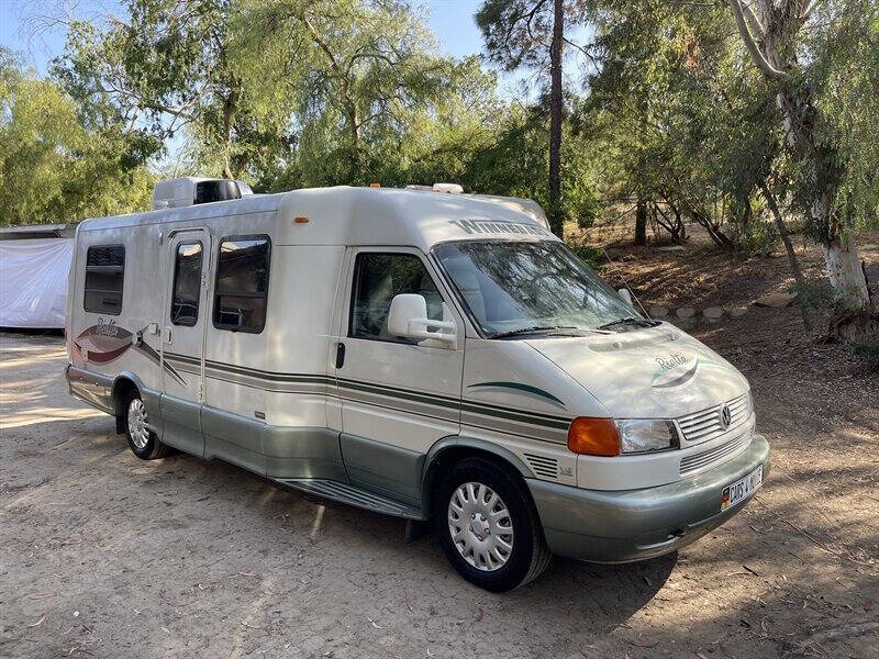 2002 Winnebago Rialta