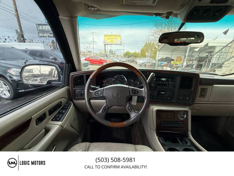 2003 Cadillac Escalade