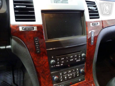 2011 Cadillac Escalade ESV Premium