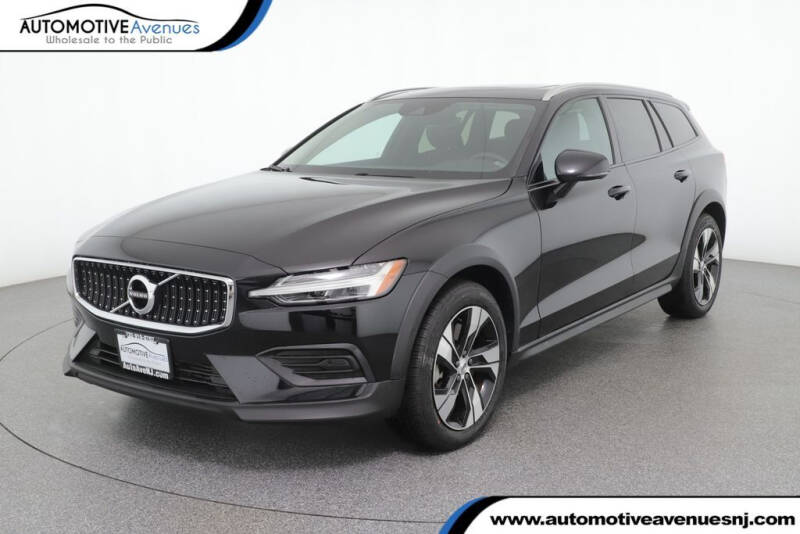 2020 Volvo V60 Cross Country for sale in Farmingdale, NJ