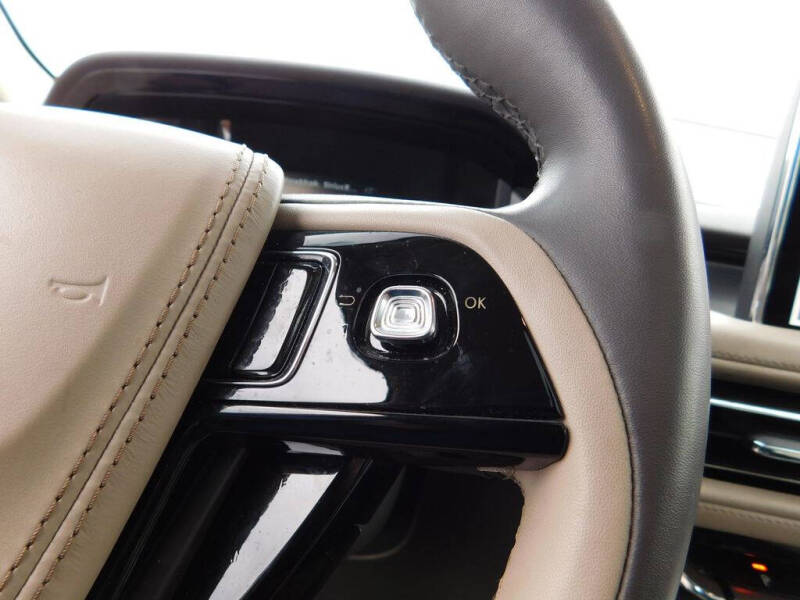 2022 Lincoln Aviator Standard