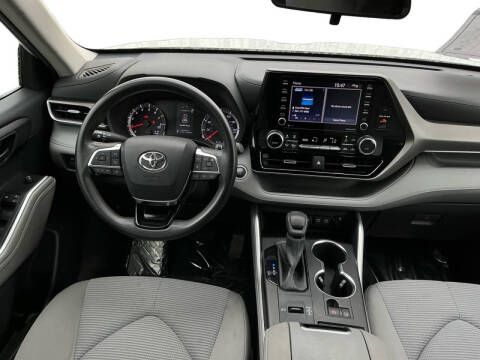 2020 Toyota Highlander L