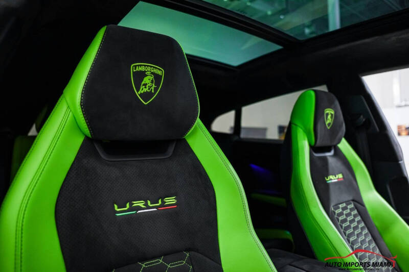 2022 Lamborghini Urus
