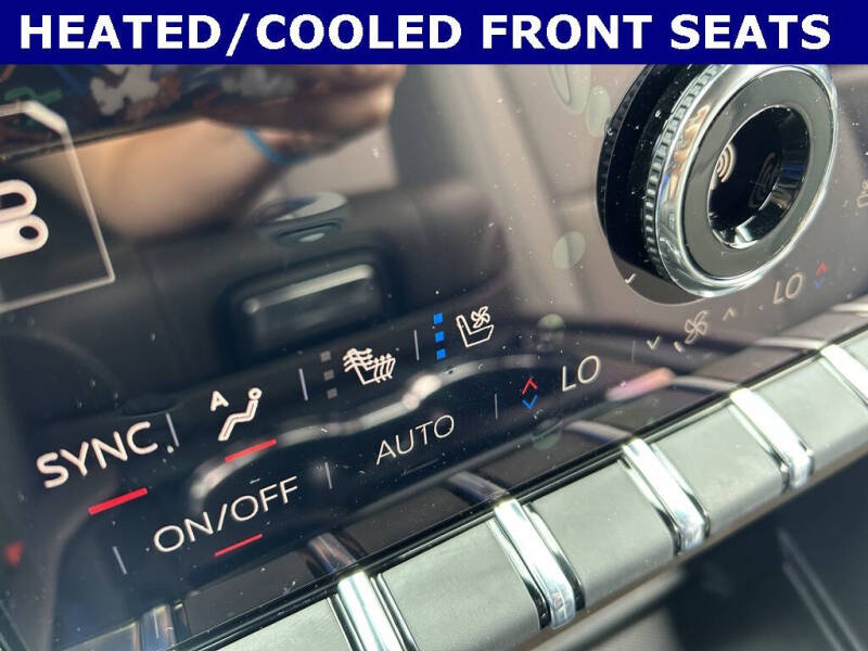 2025 GMC Yukon Elevation