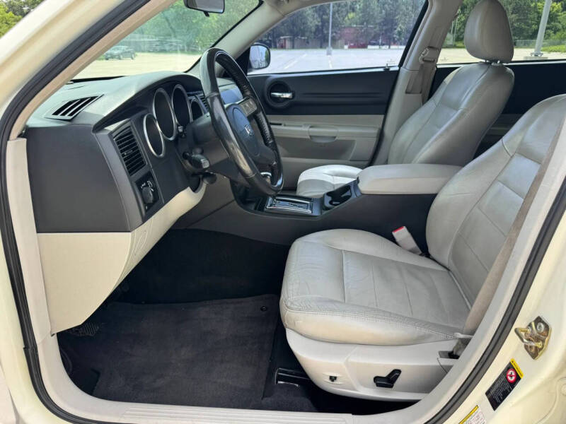 2005 Dodge Magnum RT
