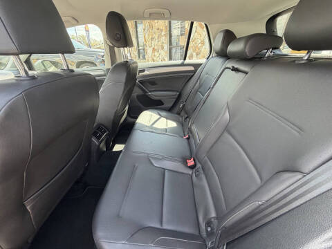 2015 Volkswagen Golf TSI S