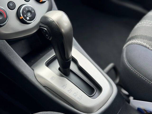 2016 Chevrolet Sonic LT Auto