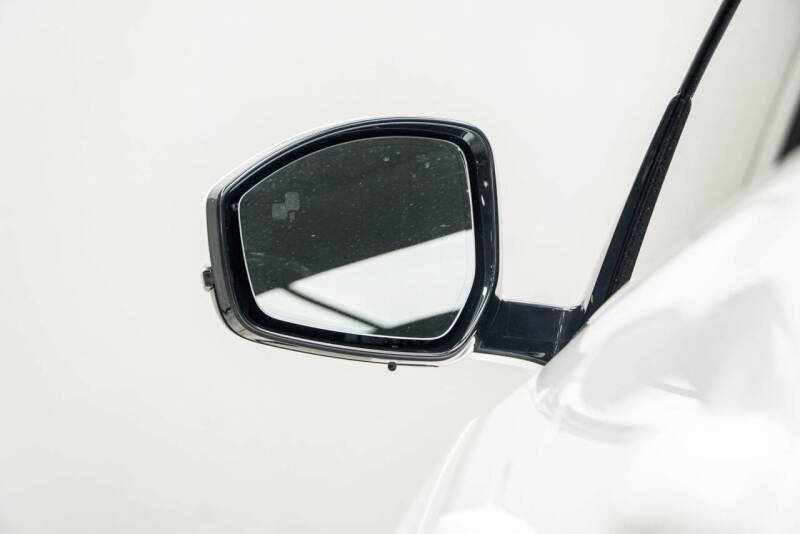 2023 Jaguar F-PACE P400 R-Dynamic S