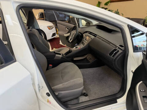 2014 Toyota Prius Plug-in Hybrid