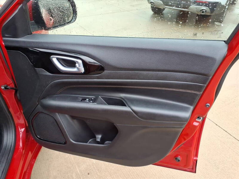 2023 Jeep Compass (Red) Edition