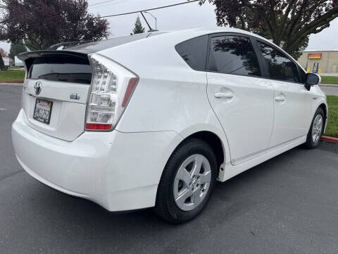 2011 Toyota Prius Three