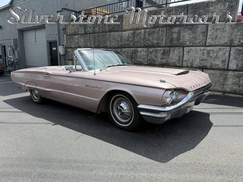 1964 Ford Thunderbird