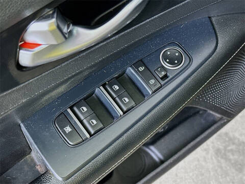 2020 Kia Forte GT Line