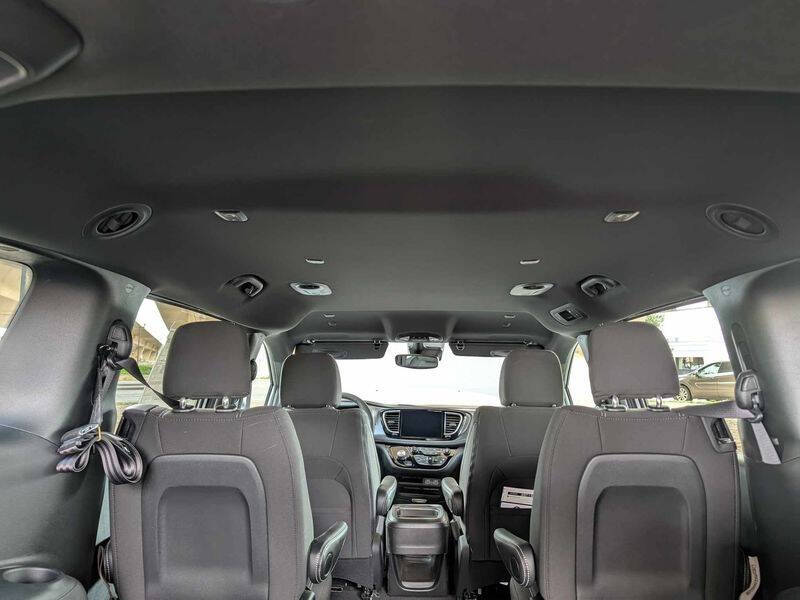 2024 Chrysler Pacifica Touring